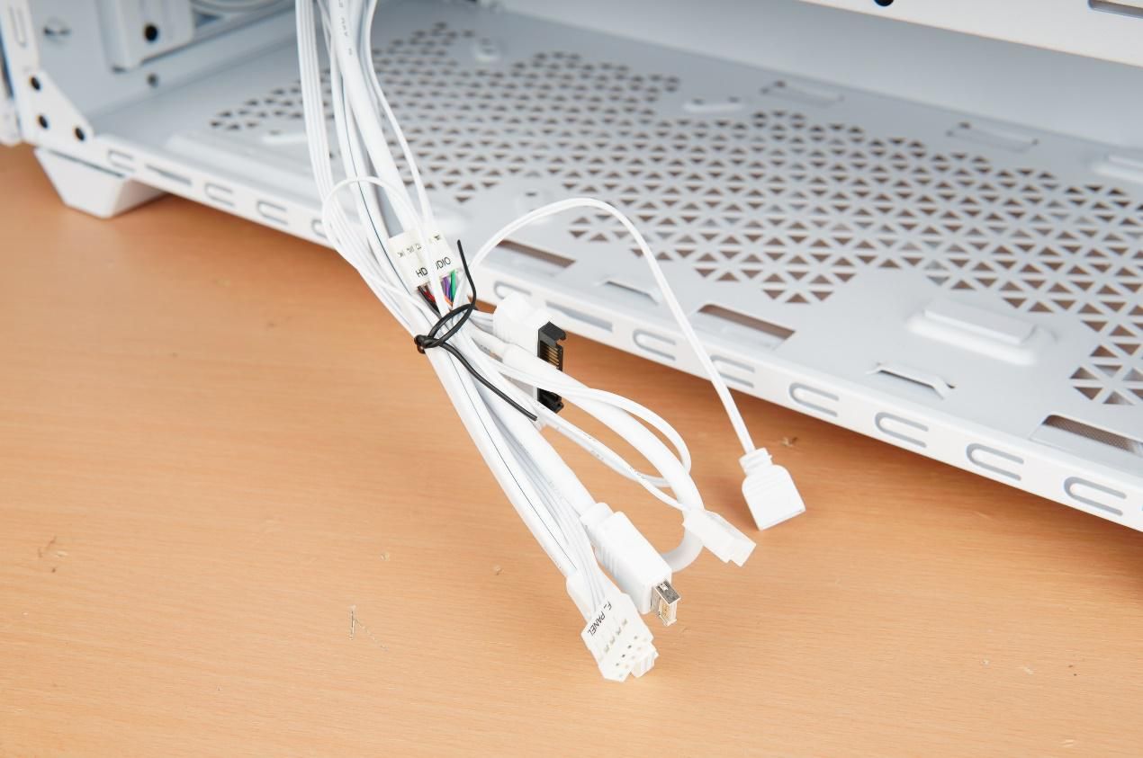 令人惊艳的散热效能，德商德静界ShadowBase800FX机箱