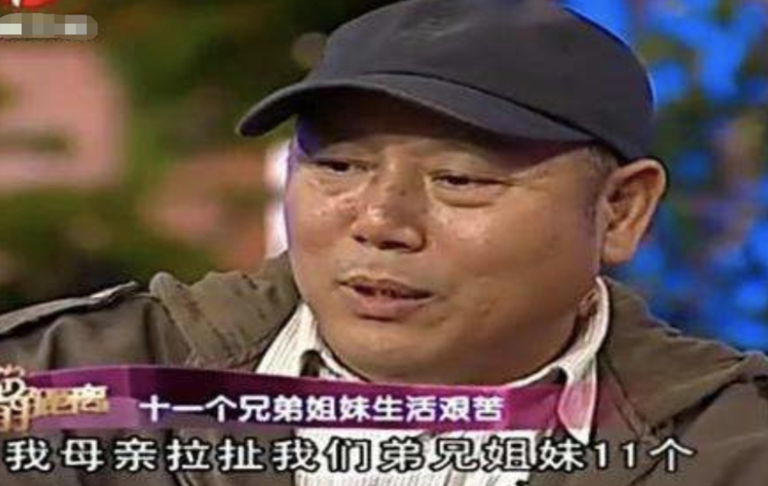 自己住豪宅娶娇妻，却对儿子30年不闻不问，晚年欲买豪车劝子回家