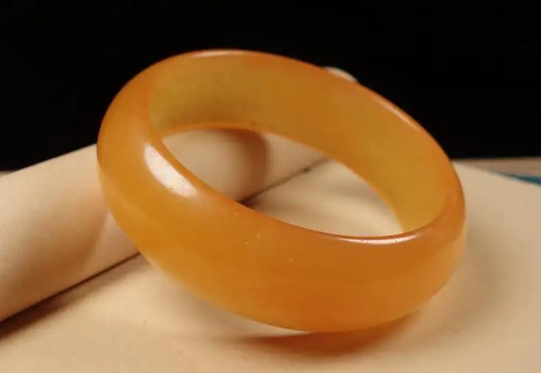 极品和田玉羊脂黄玉价格多少,黄玉的特点有哪些