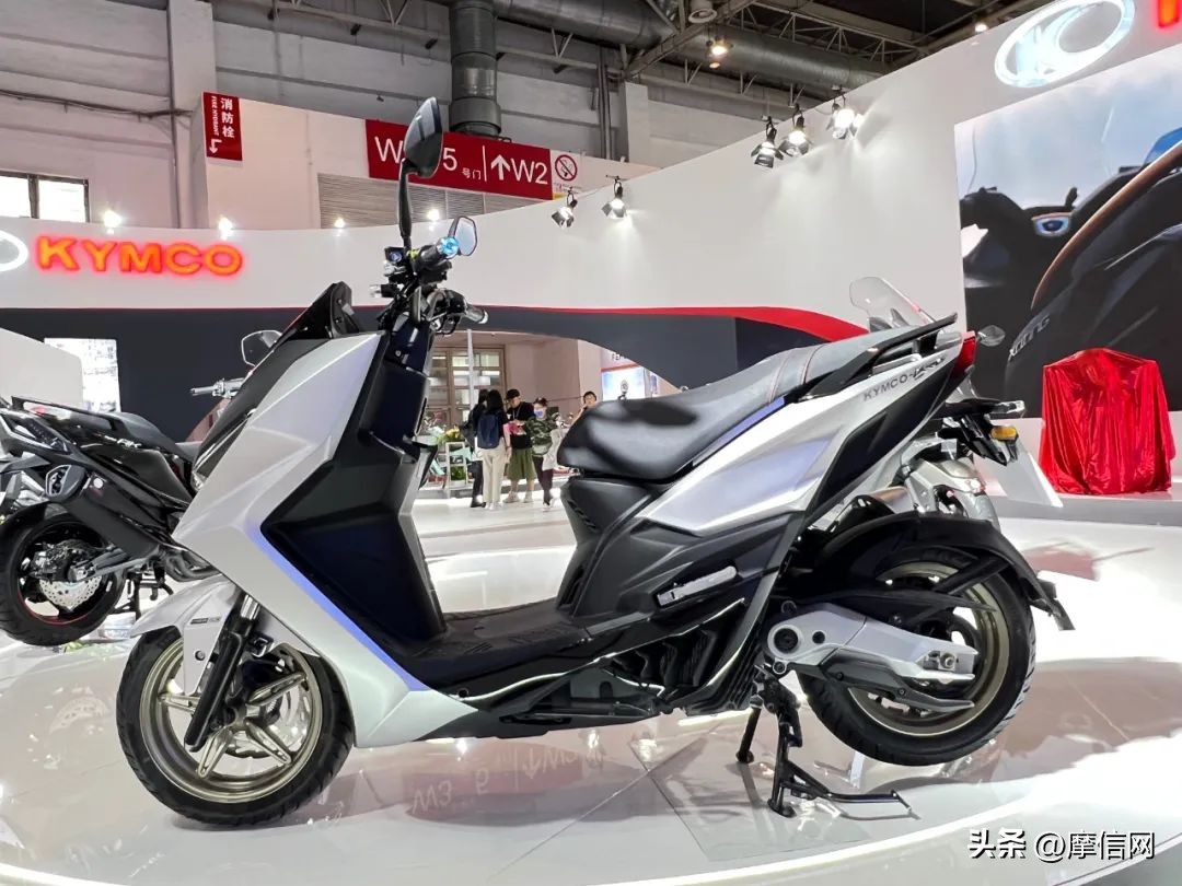 北京摩博会光阳st250试驾,北京摩展光阳krv150