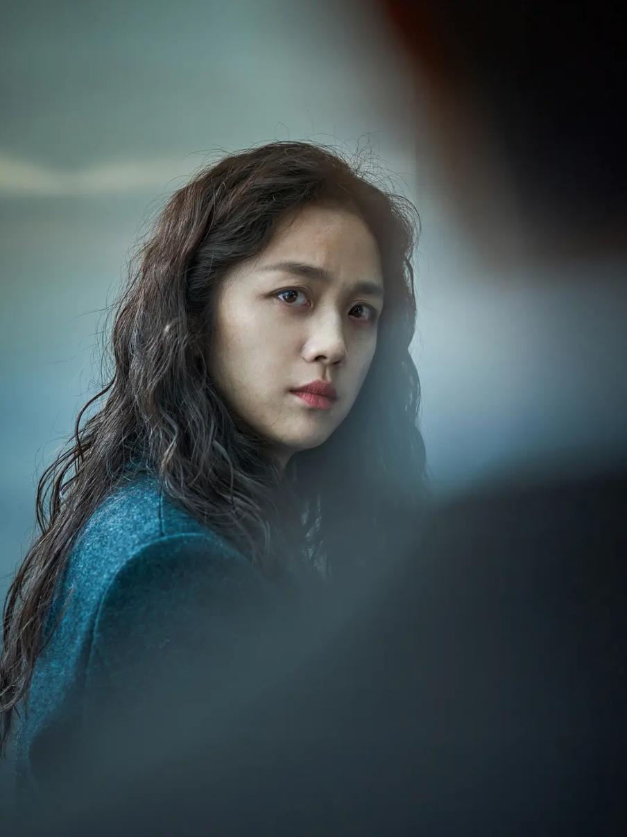 再现《色戒》风韵？韩国“尺度最小”的禁忌题材，汤唯这次又火了