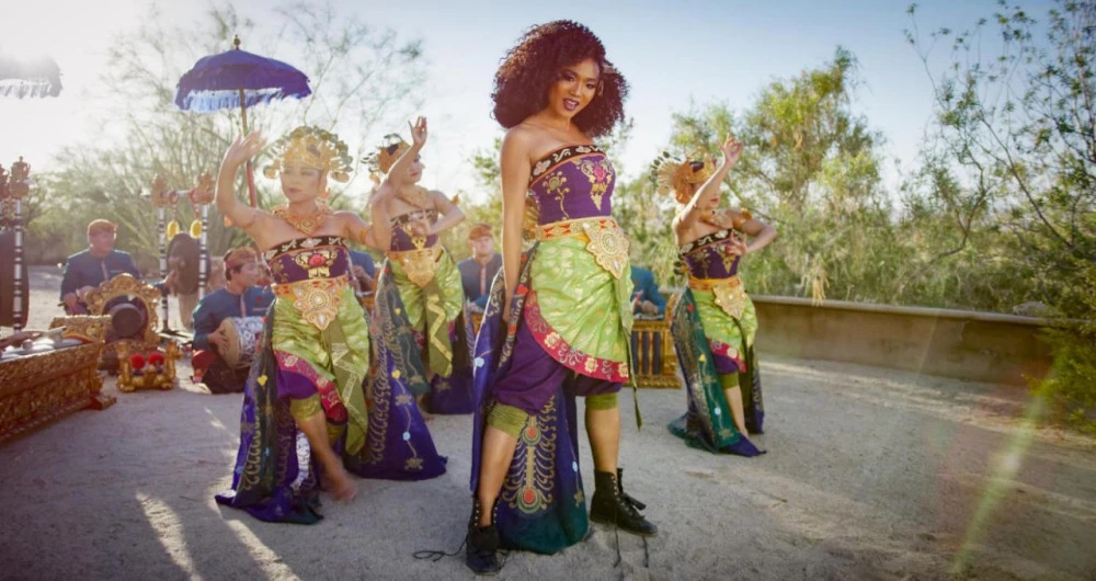 甘美兰音乐风格有什么特点,甘美兰音乐艺术特点