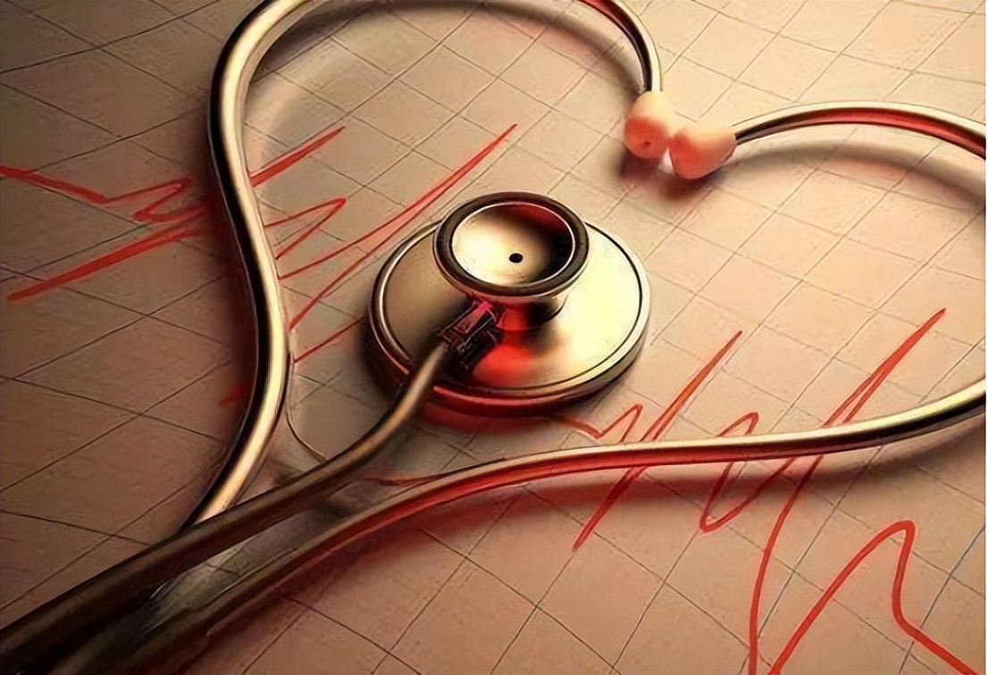 女性老是感觉心慌怎么回事,女子心悸一直联系不上