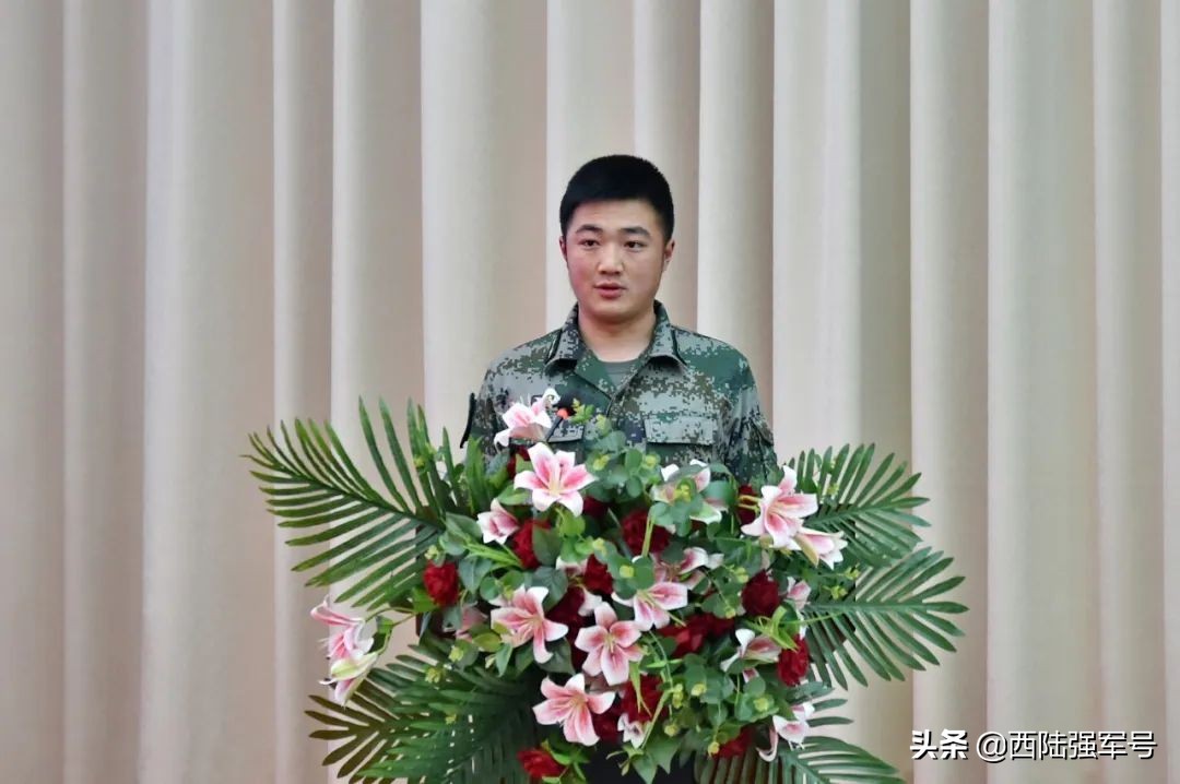 优秀政治教员比武，76集团军完赛