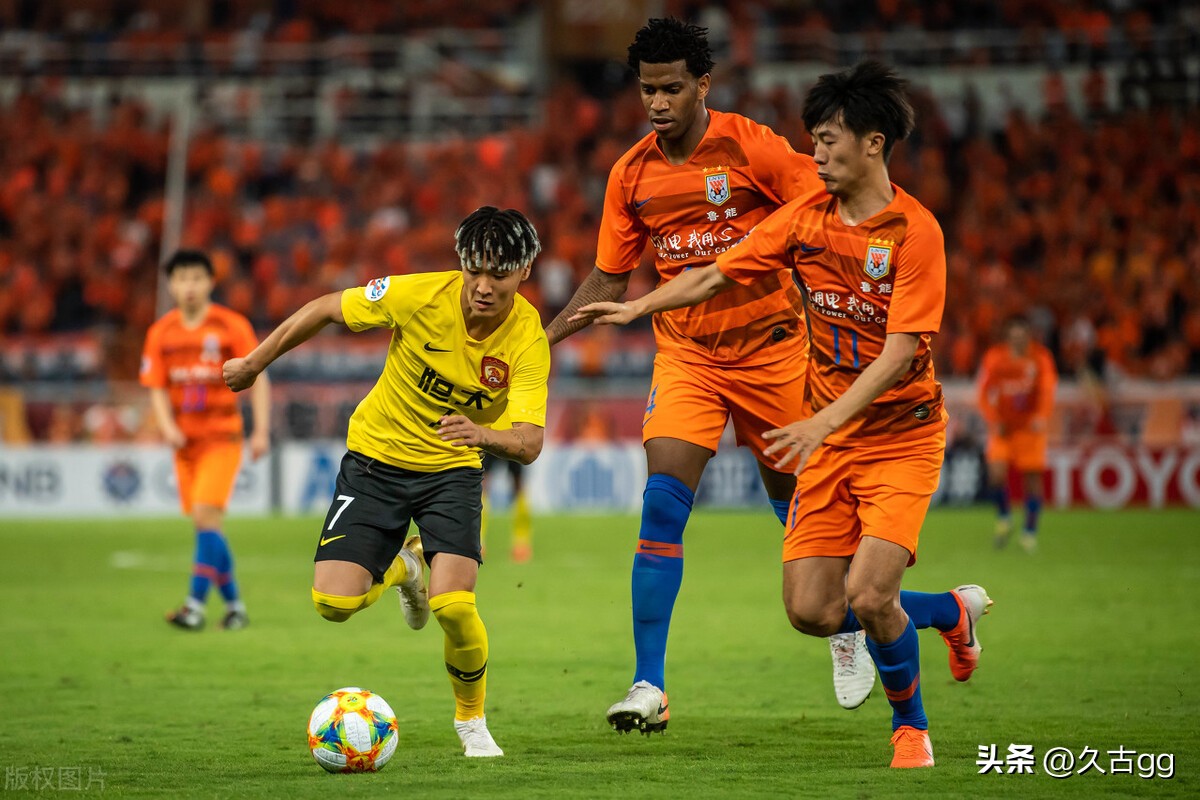 国足主帅新人选被曝最新消息,国足新任主帅人选浮出水面