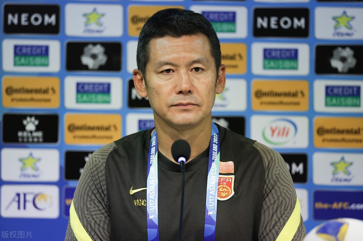 男足杨晨最新消息,中国男足无缘杯赛