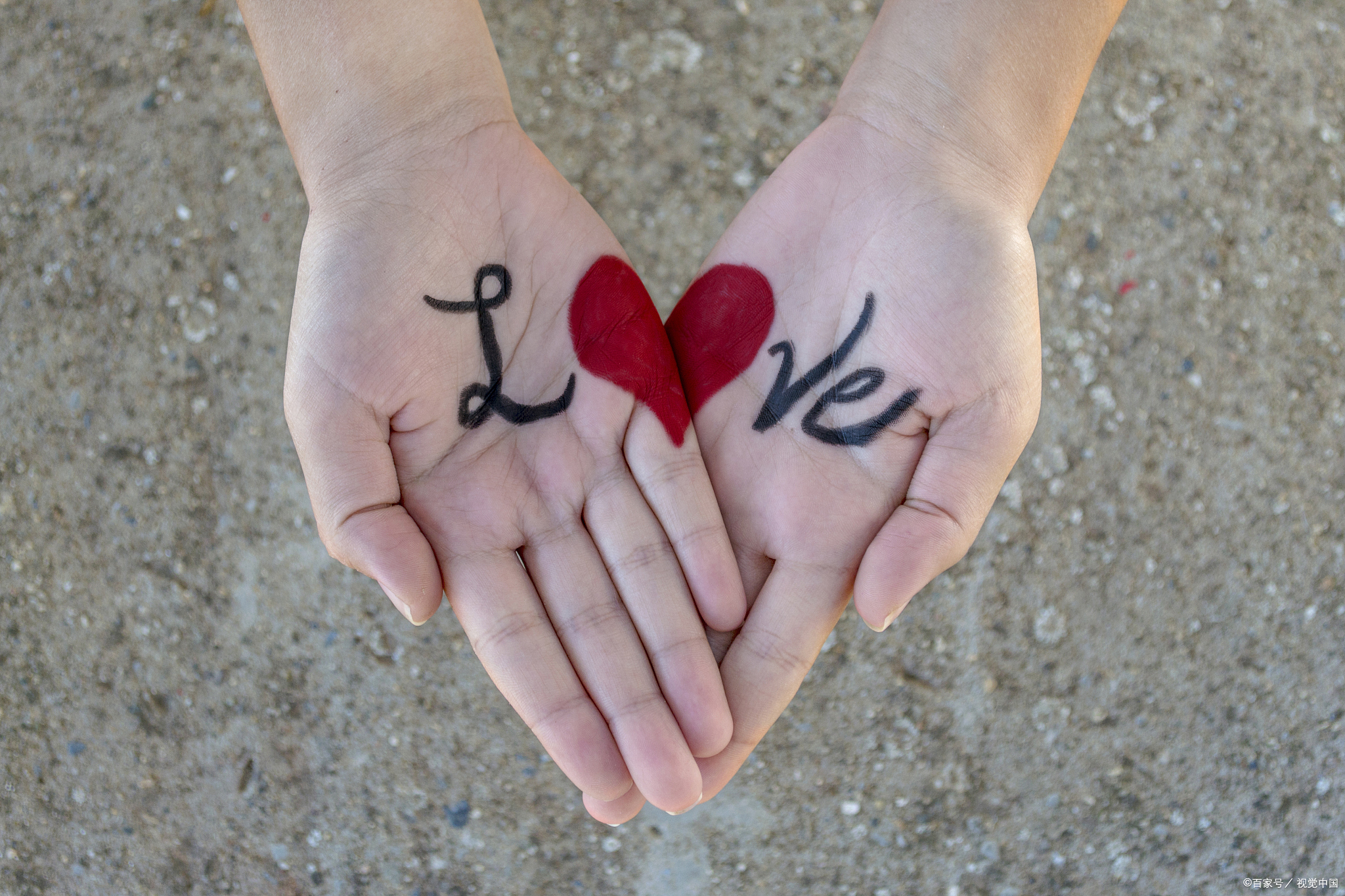 男人交往能做到两点才算真爱,做到这几点才是真爱