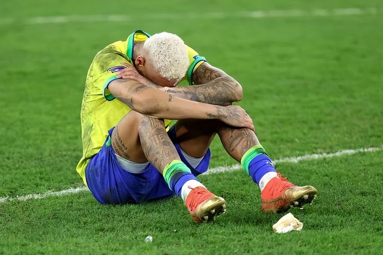 梅西和罗纳尔多谁的成就更高,梅西和罗纳尔多之间的友谊