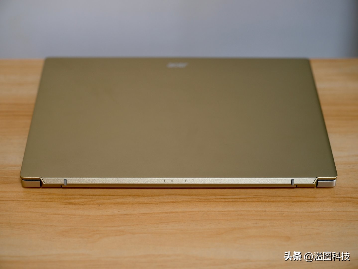 宏碁非凡s3的无线鼠标插口在哪,宏碁非凡s3自动感应亮度怎么关