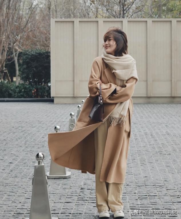 三木秋冬穿搭示范优雅搭配女人味,被三木支配的新年穿搭