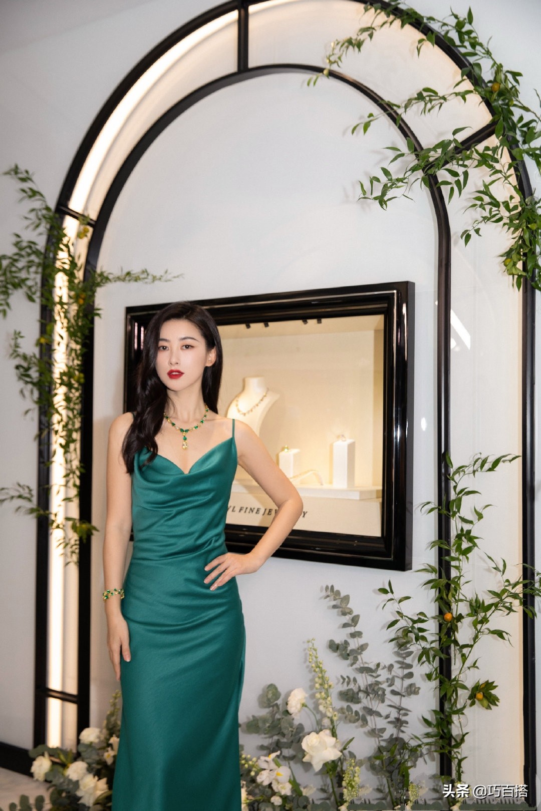 朱珠为什么那么显老,31岁朱珠有多美