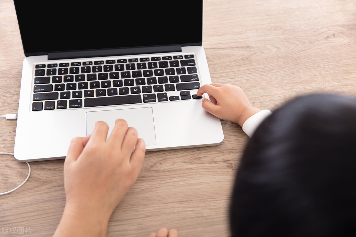 姥姥陪读,姥姥陪读宝贝的日常生活