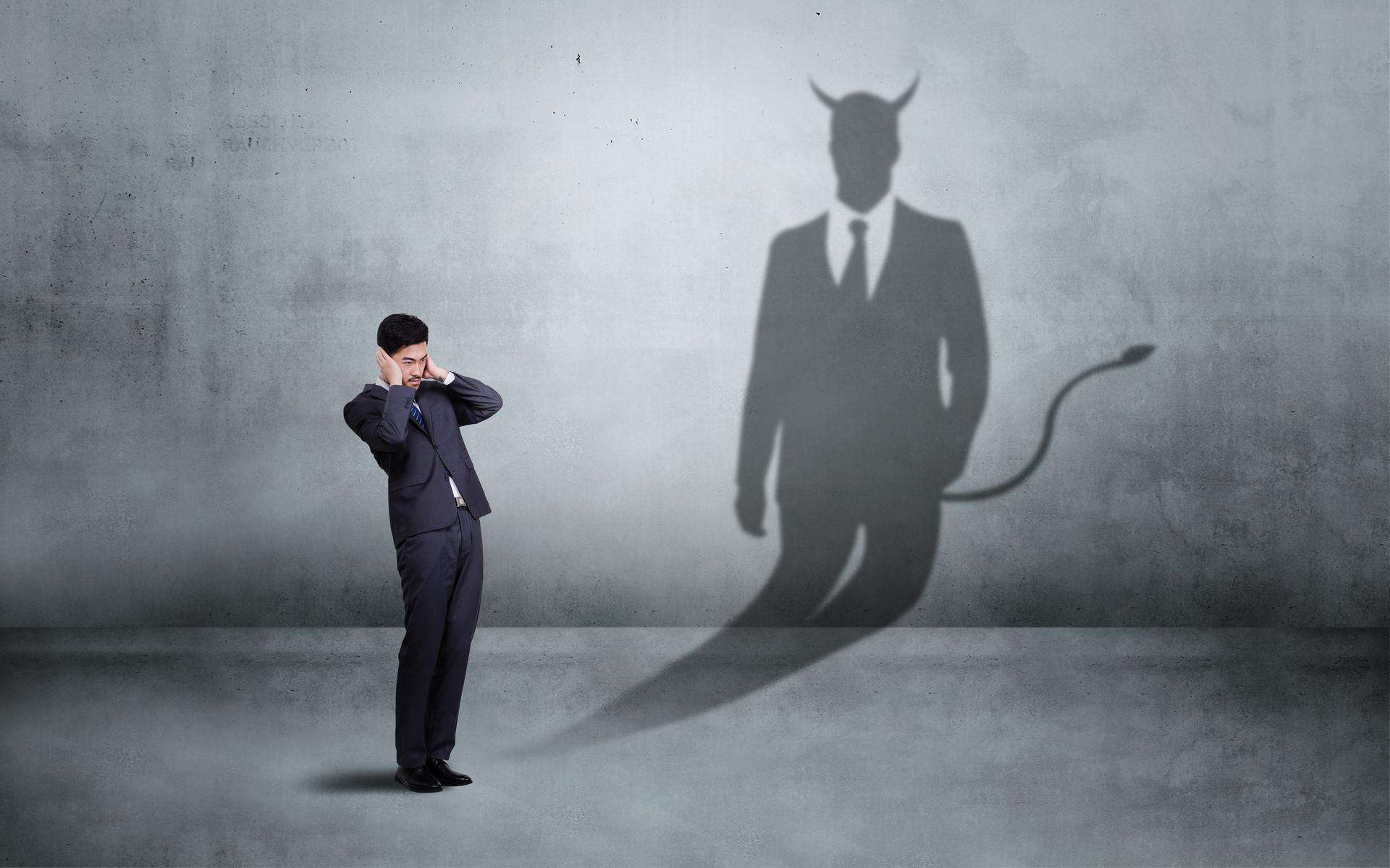 对于职场上不公平的事怎么处理,在职场遇到不公平该怎么办