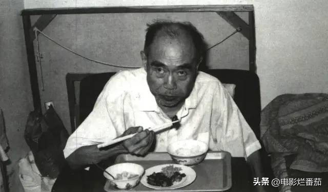 80年代风起云涌，90年代枭雄辈出，香港电影终在2002划上不甘句号
