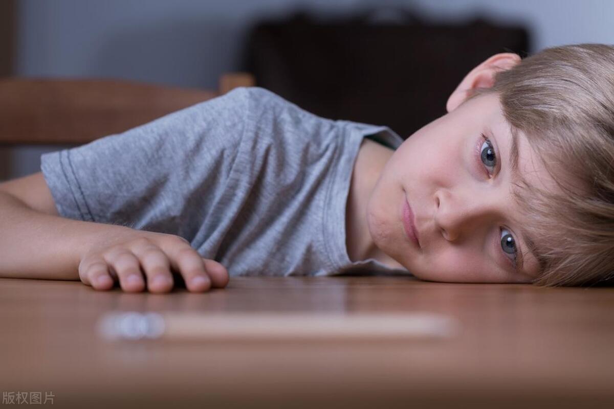 ​心理学家：父母嘴边这句话，可能比吼更让孩子害怕