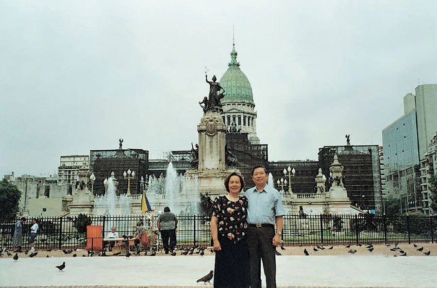 跟随汤铭新大使走进足球强国、南美瑞士——五彩斑斓的乌拉圭