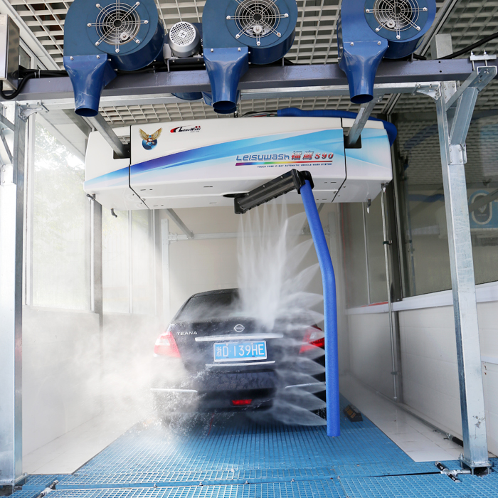 天津津鑫加油站,镭鹰s90洗车机洗车全过程