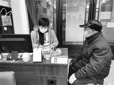 一群不回家的女人,一个不回家的人