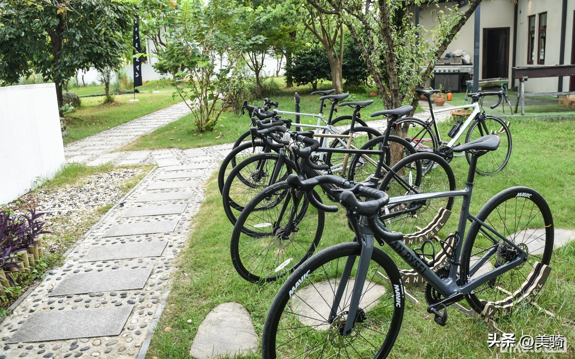 迪卡侬新款公路车发布会,迪卡侬公路车测评