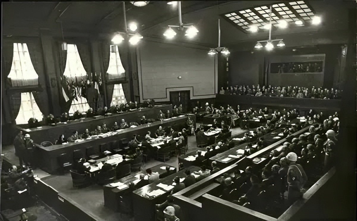 日本抢了咱那么多*物文**不还，原来有保护伞！