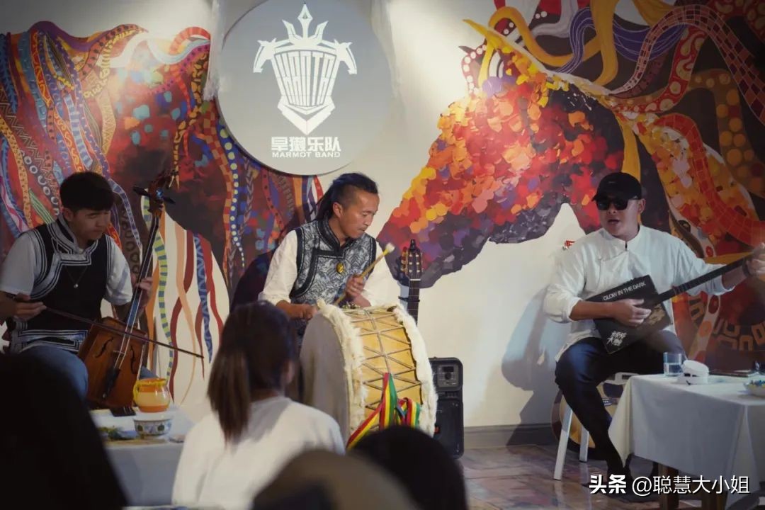 *疆新**，美到封神！配得上“她”的民宿有多少？