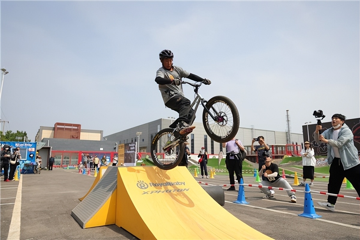 优贝童车真实图片,优贝童车厂家