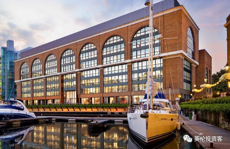 新加坡首富买房,400亿买下前首富大楼