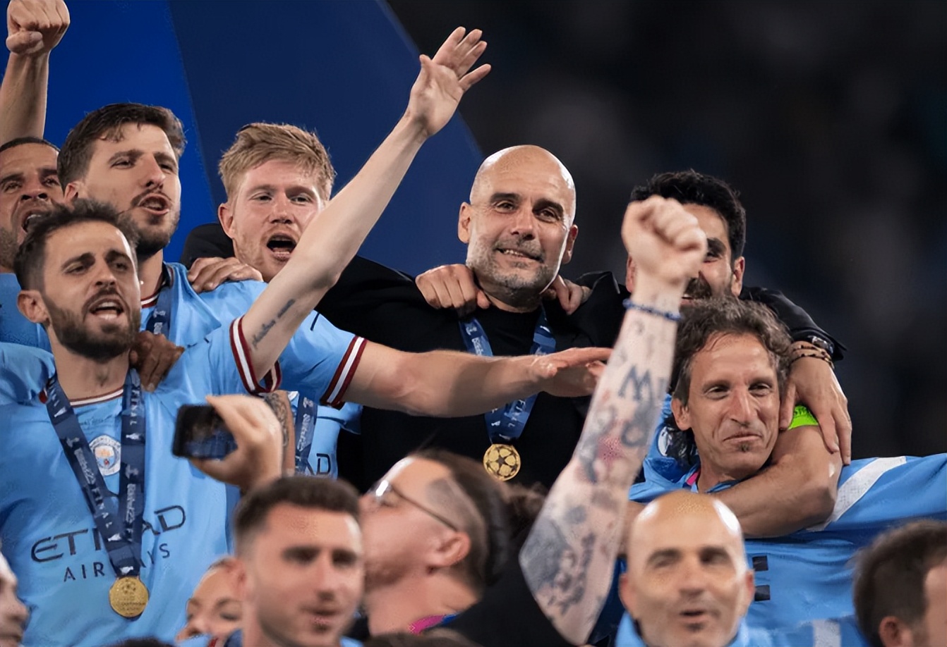 尹波谈鲁能,尹波足球最新视频