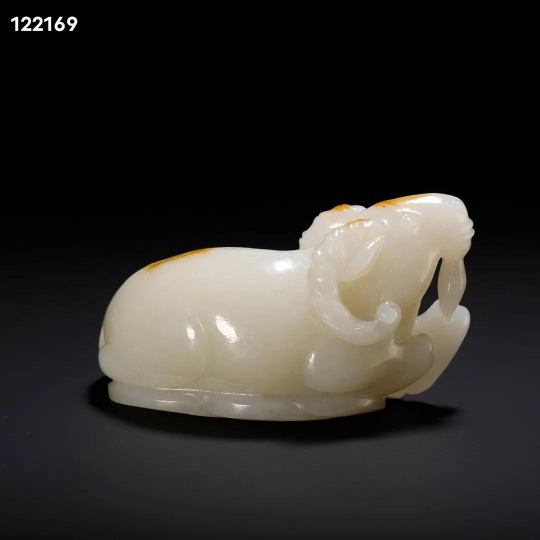 和田玉卧羊,和田玉卧牛雕标准尺寸