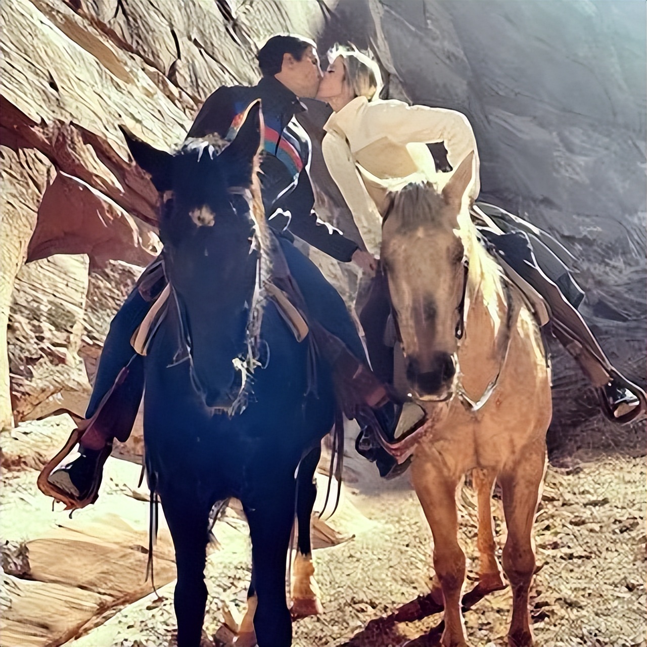 伊万卡和女儿海边,伊万卡和女儿在海边健身视频