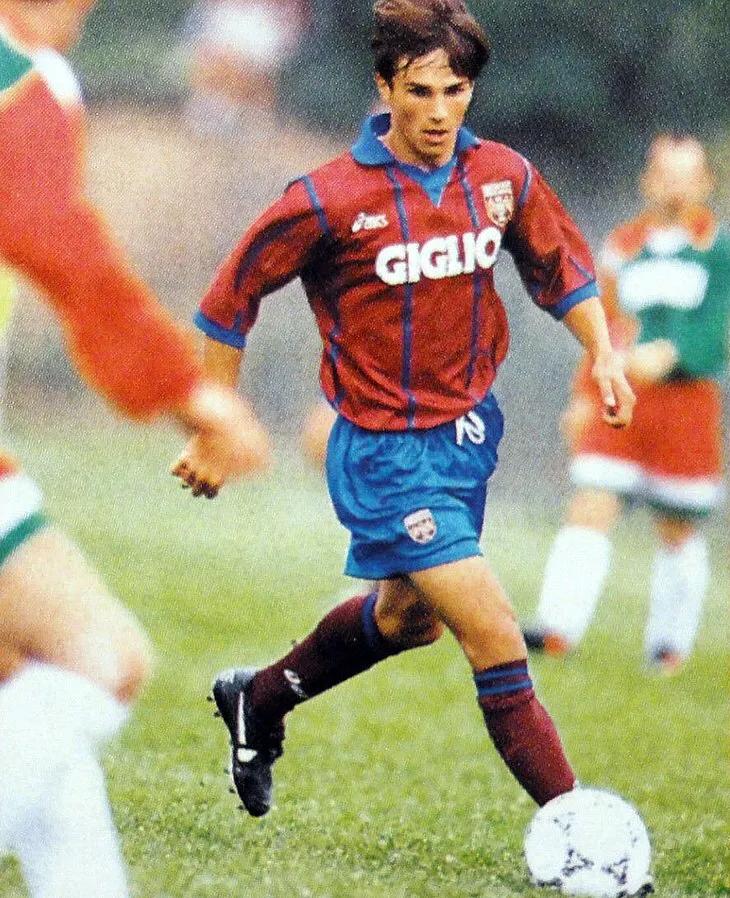 鎰忕敳鐞冮槦鍘嗗彶,鍗氭礇灏间簹缁村浘鏂痸s闆峰悏浜氱撼