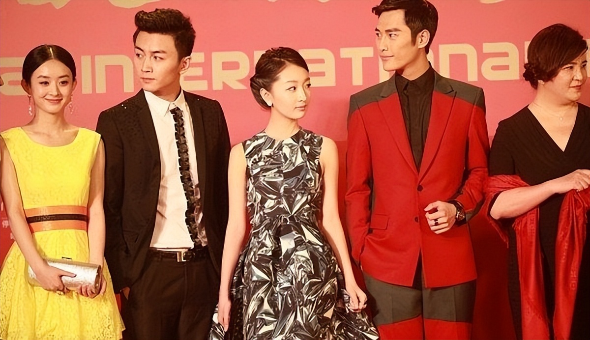 鍛ㄥ啲闆ㄨ鍑┈鎬濈函,鍛ㄥ啲闆ㄥ洖搴斿唴娑甸┈鎬濈函