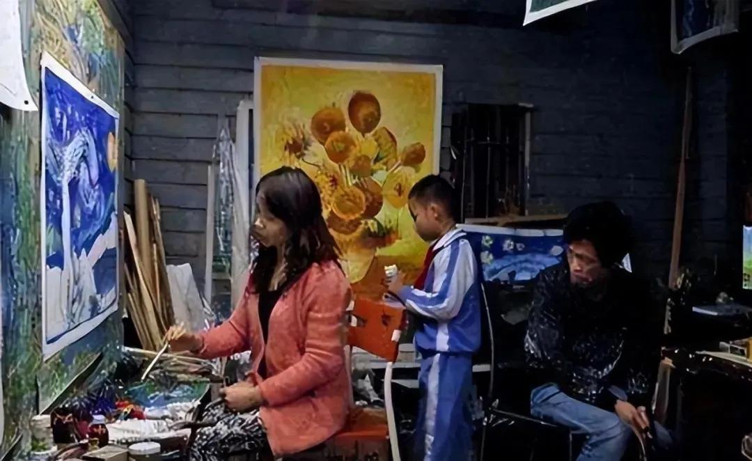 湖南农民工靠“造假”20几年狂赚上千万却让很多人心生佩服之心