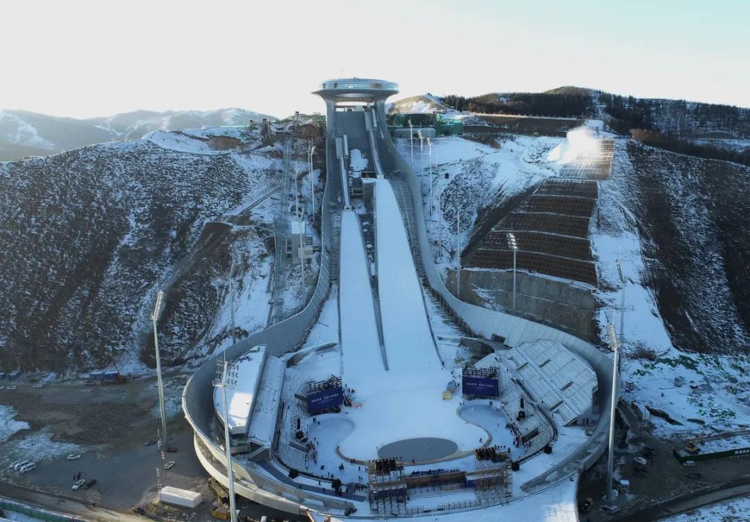 北京冬奥会会标的设计意图,北京冬奥会的场馆设计思路