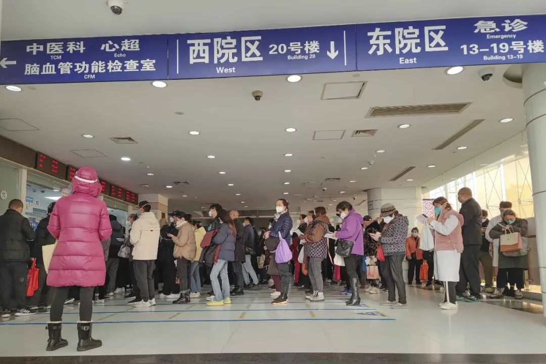 医院缺人,因为医院缺药导致病情加重怎么办