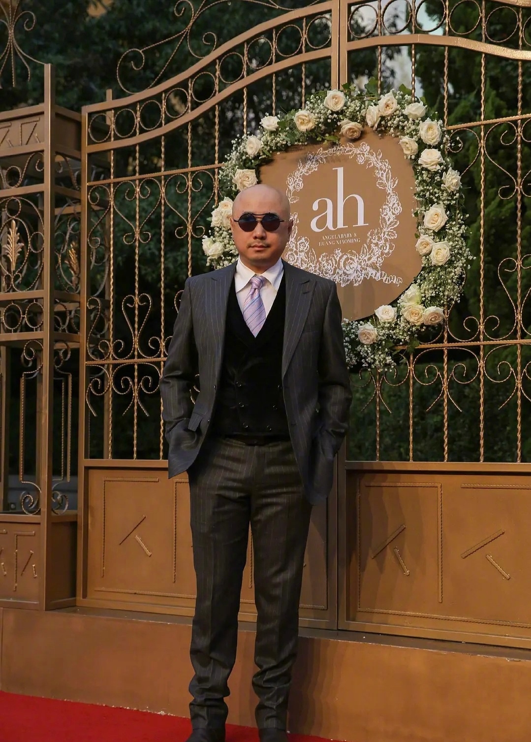 黄晓明Angelababy官宣离婚，回顾当年参加婚礼的嘉宾，物是人非