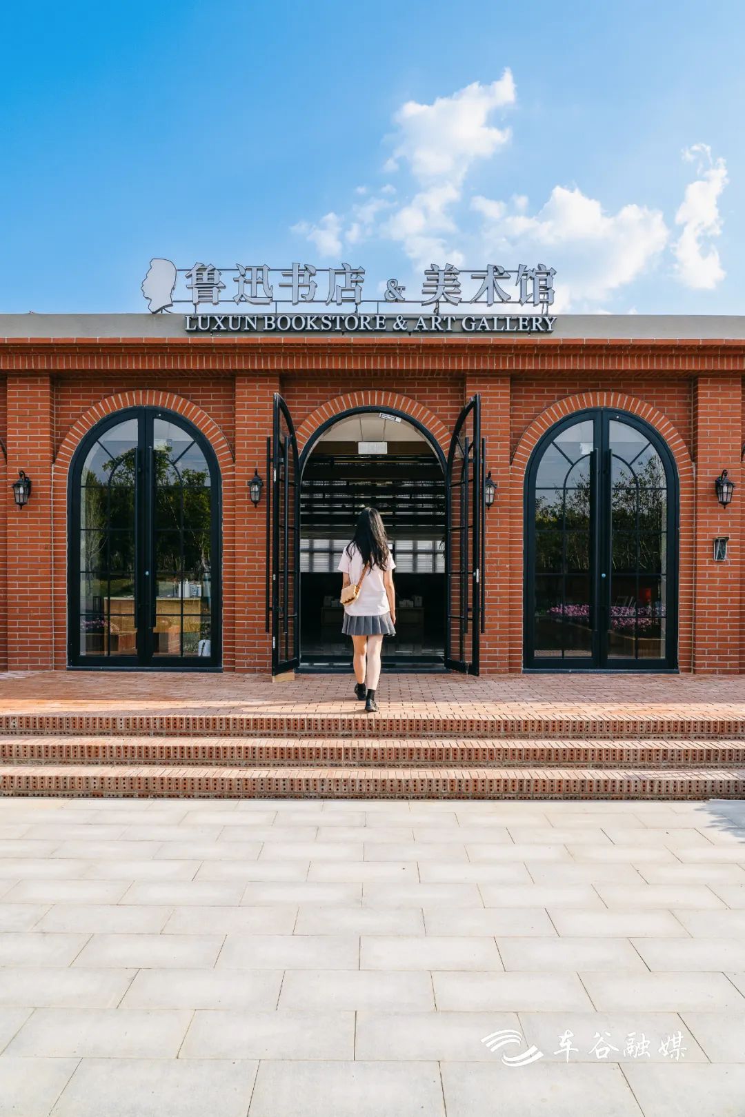 淘金山骑行绿道和东湖骑行绿道,周末绿道骑行一路都是美景