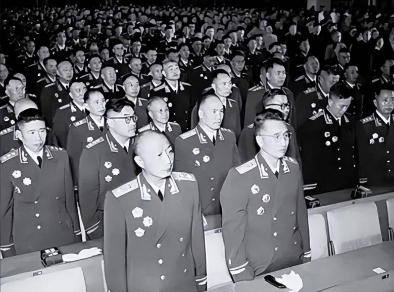 1955年授衔将军分几个等级,1955年有多少将军被授军衔