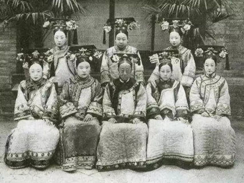 古代皇帝的奇葩改革,古代皇帝的三个无耻发明