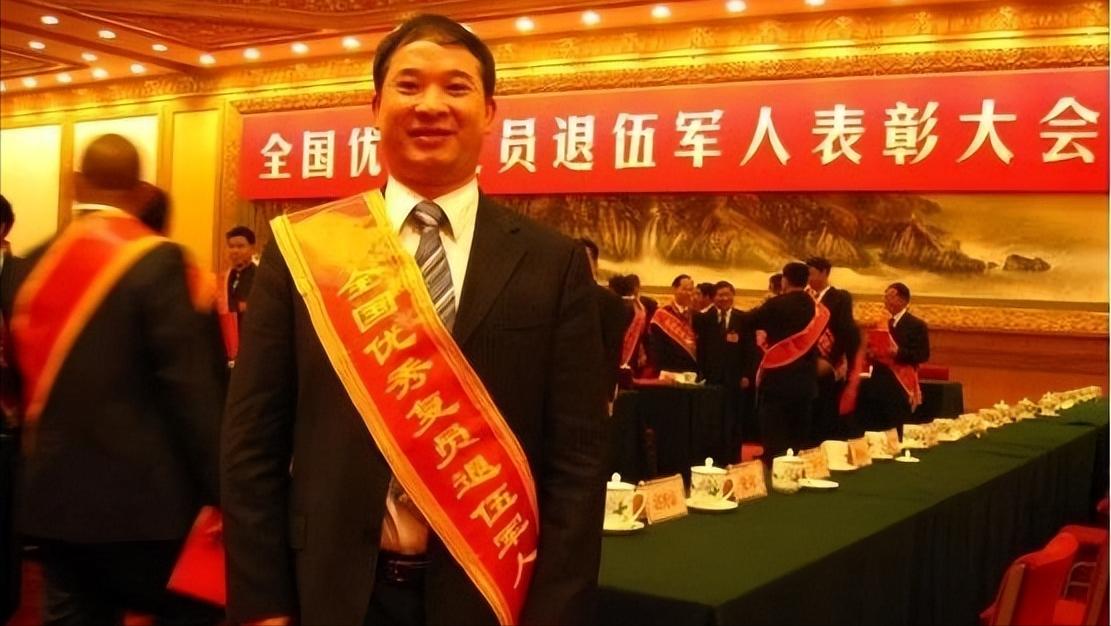 江西一个贫困县,靠着这个手艺,成功孵化了4600个富豪,凭什么?