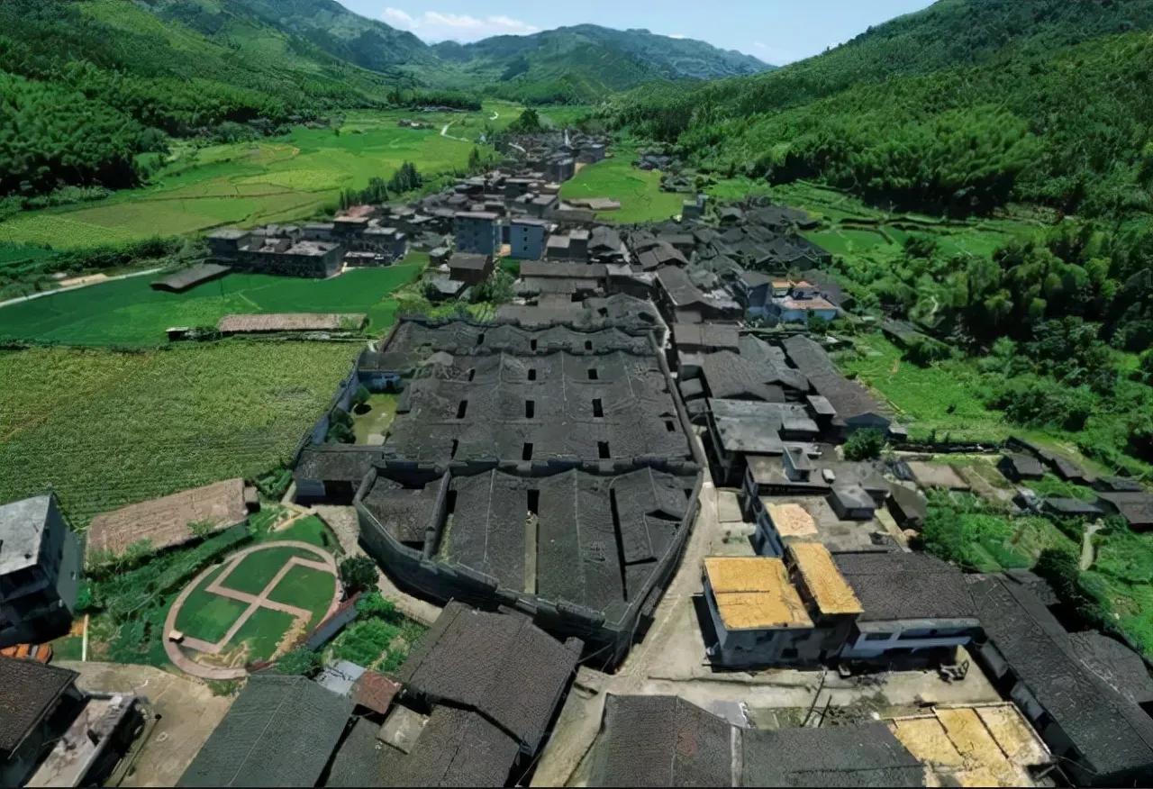 一鸣惊人英文典故,一鸣惊人古诗句