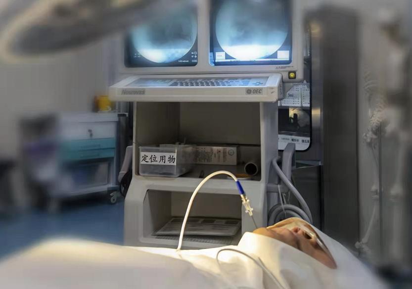 病人痛不欲生,患者痛不欲生