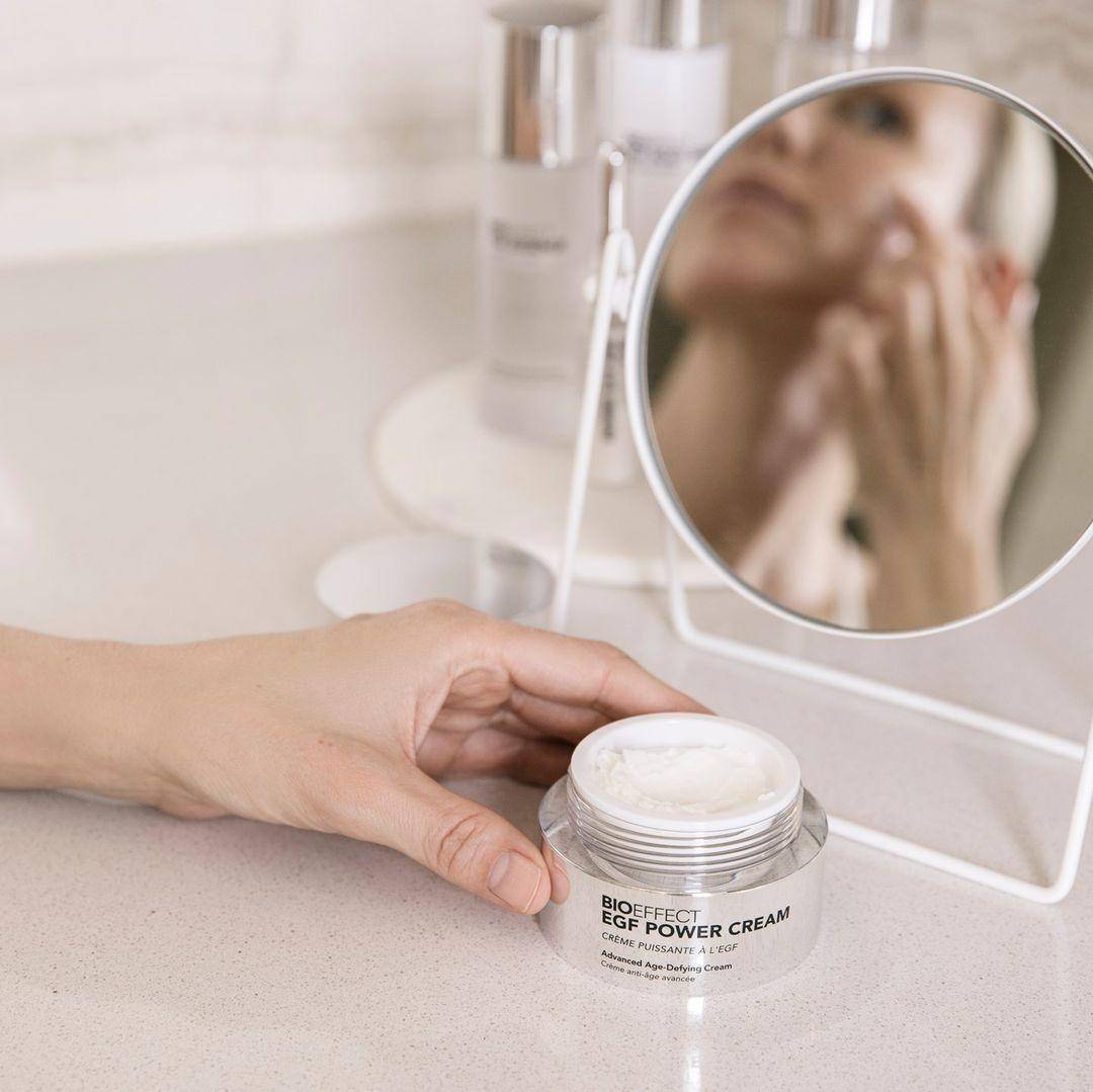 假期治痘最佳时期,如何快速消除熬夜痘