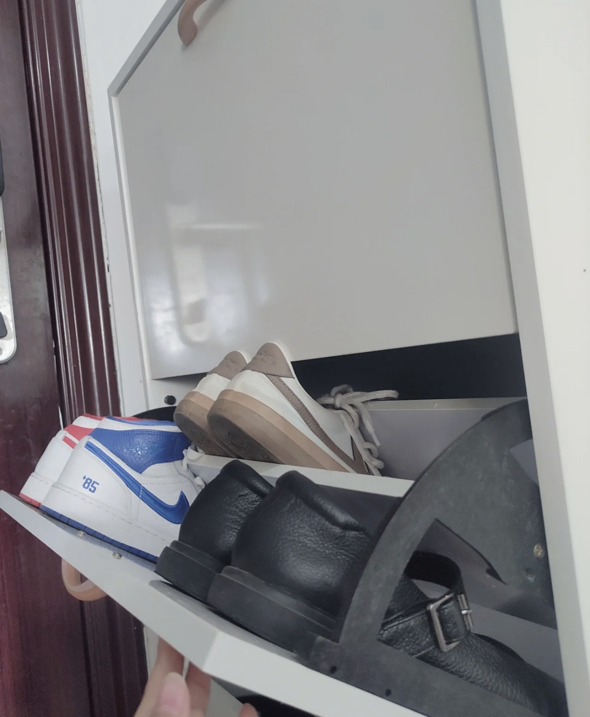 客餐厅搭配法则这三点一定要牢记,客餐厅的表选方形还是圆形