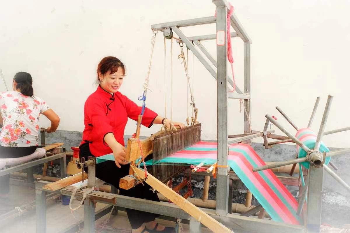 手摇纺车的历史故事,古代手摇纺线车