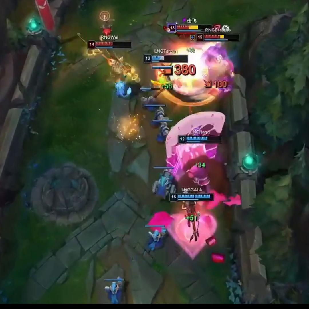 左右大战,lngvswbg赛后小虎和gala握手