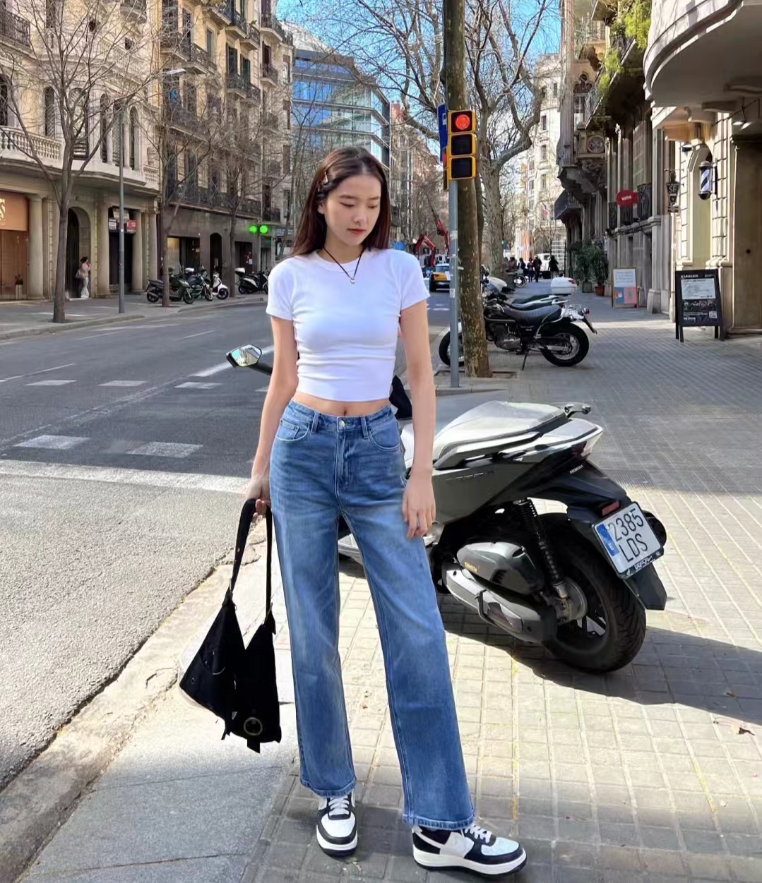 小苏打洗牛仔裤会不会掉色,牛仔裤洗的时候掉色正常吗