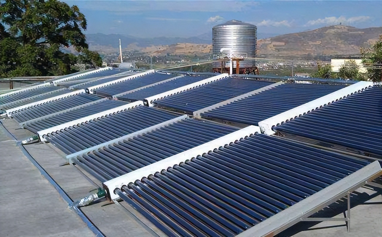 自建房用空气能热水器还是太阳能,农村自建房用什么热水器比较好