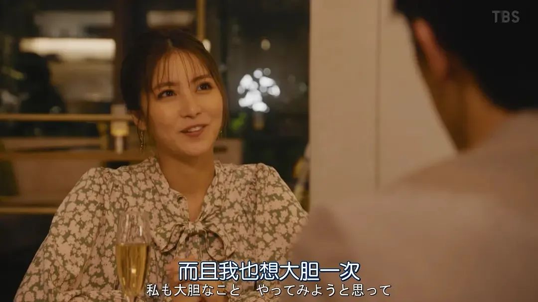 男孩求婚双向奔赴才有意义 (爱是双向奔赴才有意义求婚)