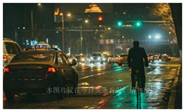 邻居让我帮他带一天孩子,邻居老是让我帮带孩子